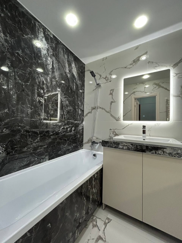 Сдается квартира на сутки в Фаниполе,  подходит для командировок,  семей 5