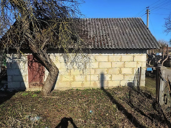 Продам 2-этажный дом на берегу озера Свирь в г.п. Свирь. 4