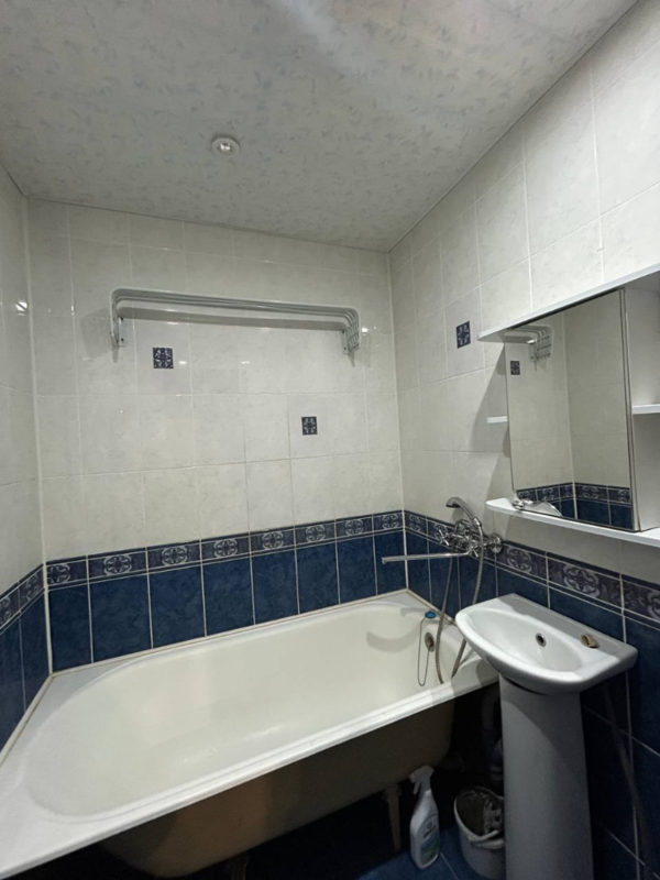 Сдаю прекрасную квартиру на сутки в городе Дружный 9