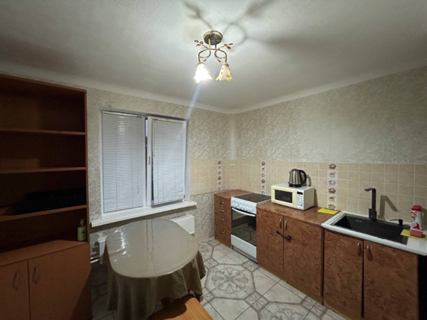 Сдаю прекрасную квартиру на сутки в городе Дружный 6