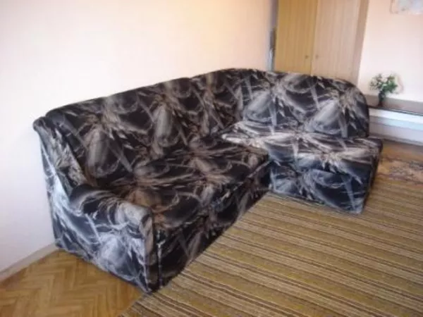 Продаю диван угловой