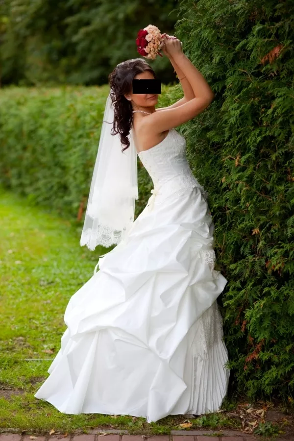 Великолепное свадебное платье коллекции 