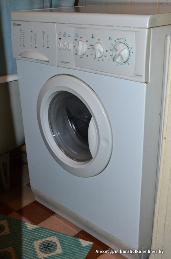 Стиральная машина Indesit WG 835 TX (б/у) 3