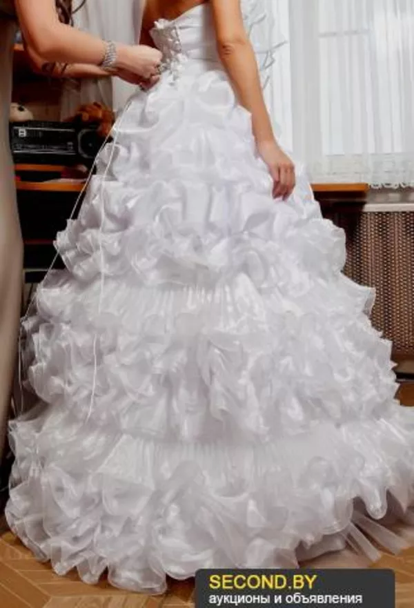 Продам белое, красивое свадебное платье. 2