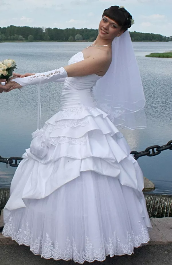 Свадебное платье 42-46 р-р На рост 170-176