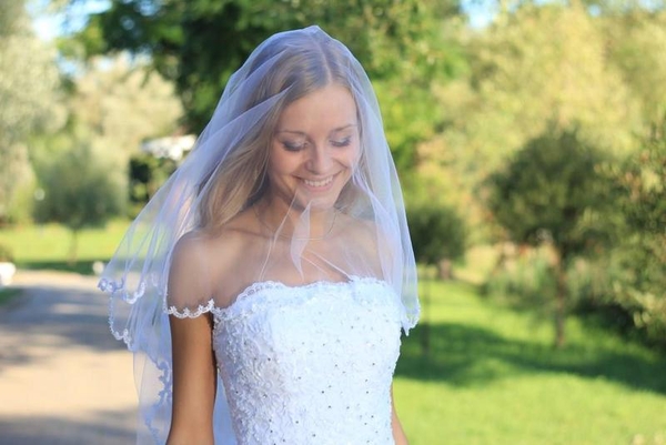 изысканное свадебное платье (белоснежное),  размер - 38-44 3