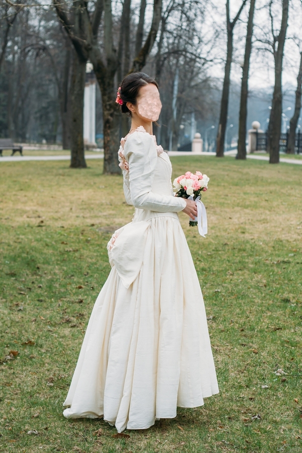 Эксклюзивное карсетное свадебное платье ручной работы(шелк, х/б, вышивка) 3