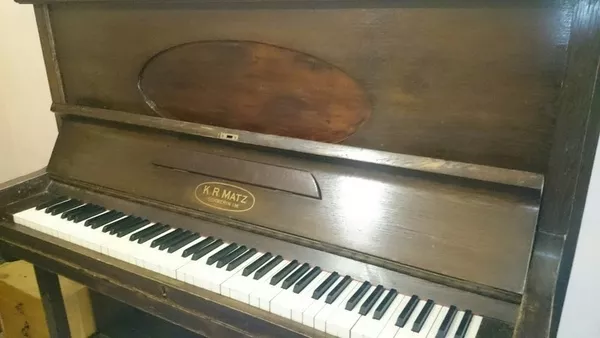 Фортепиано Германия,  клавиши из слоновой кости 2