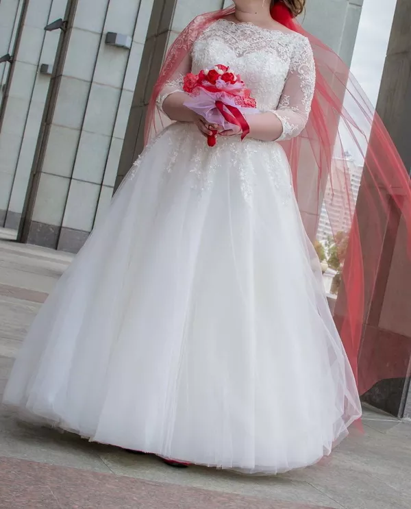 Шикарное платье цвета айвори для счастливой невесты