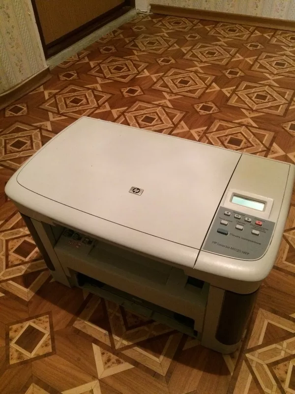 Продам СРОЧНО МФУ HP1120 (Принтер,  сканер,  копир),  отличное состояние! 3