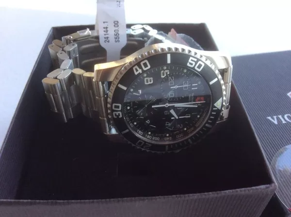 Продам швейцарские часы VICTORINOX SWISS ARMI. Оригинал. Новые (коробка,  документы) 5